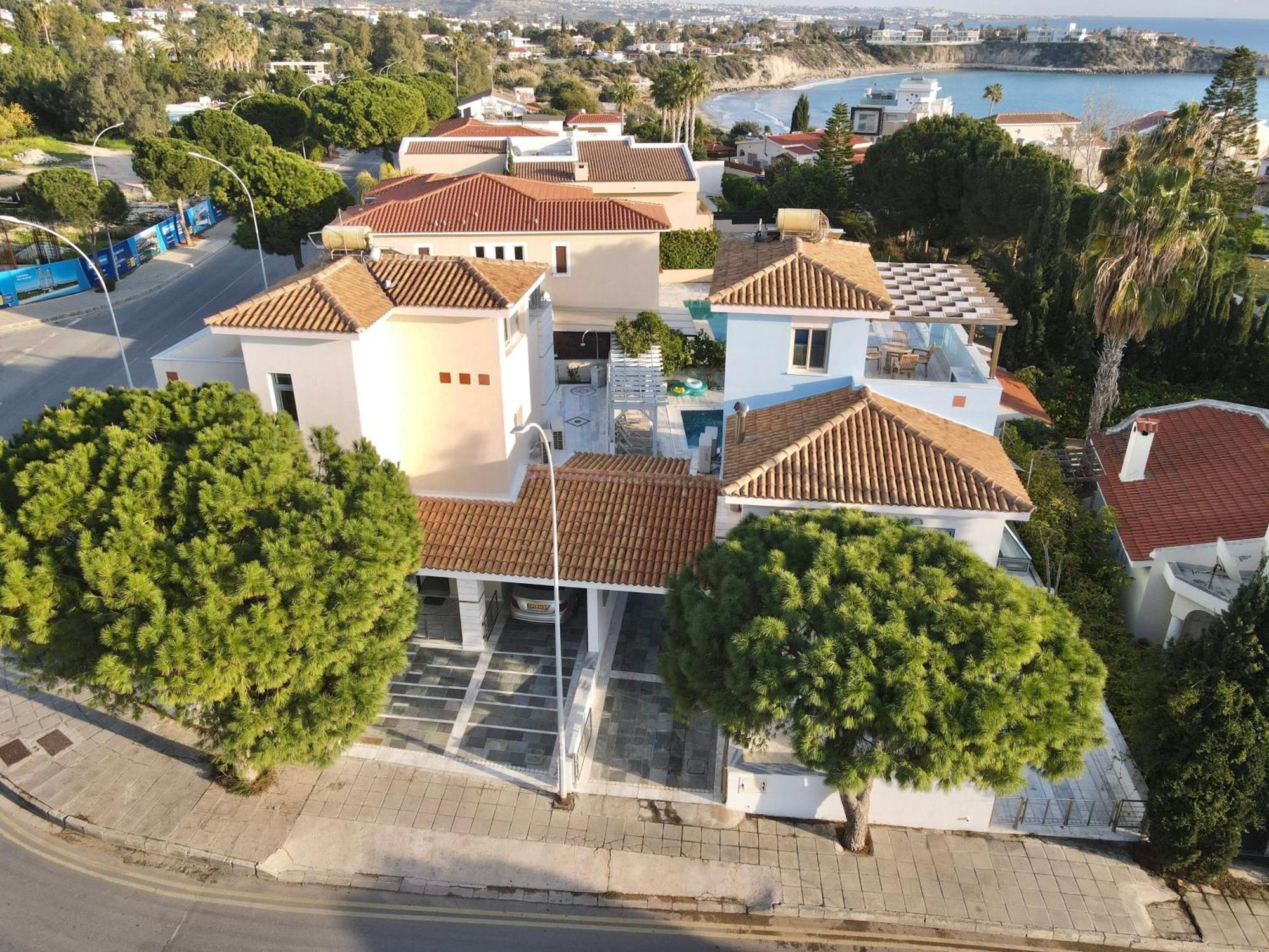 Coral Azure Villa Paphos ภายนอก รูปภาพ
